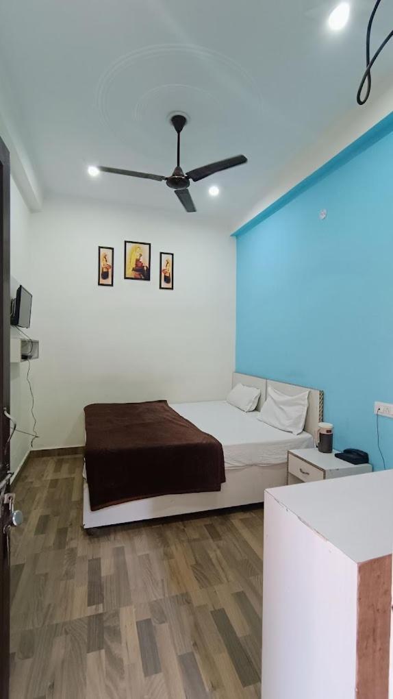 Olt Hostel Рішикеш Екстер'єр фото